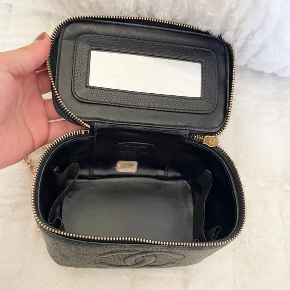CHANEL VINTAGE Black Caviar Timeless Vanity Handbag - Picture 8 of 8